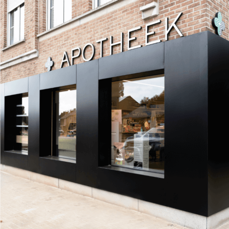 gevel apotheek renovatie